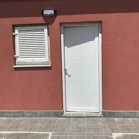 Studio Simoneta Malinska Exterior photo