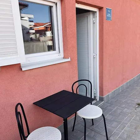 Studio Simoneta Malinska Exterior photo