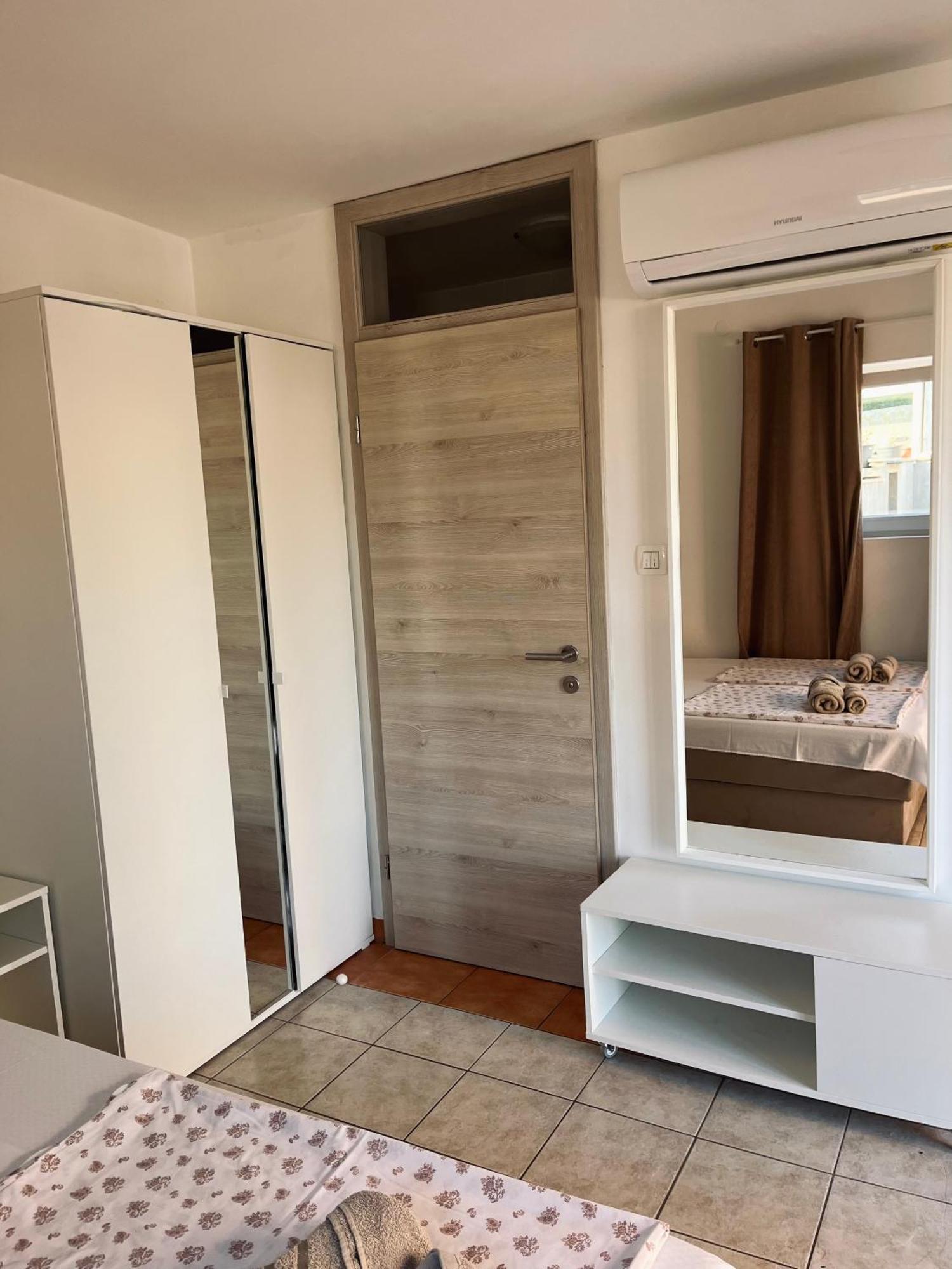Simoneta Apartment Malinska